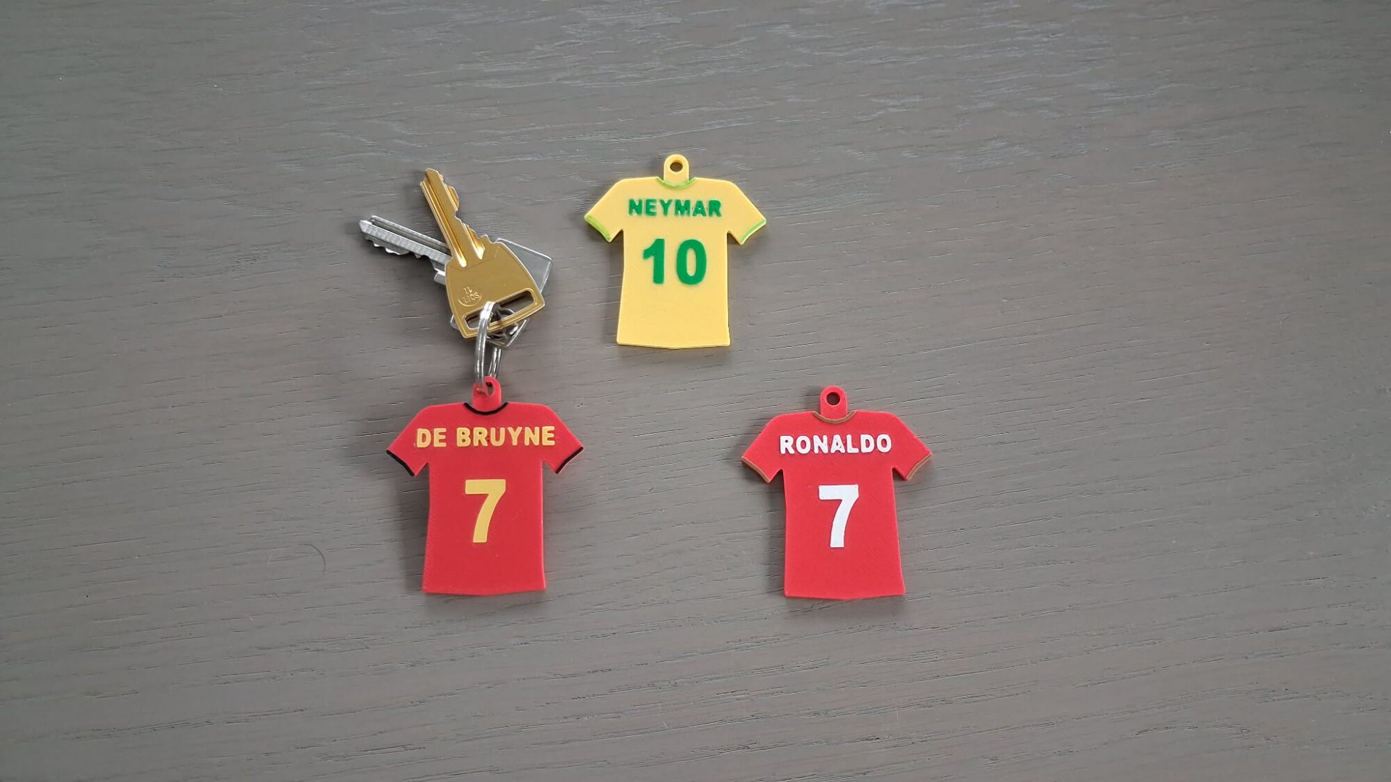 Voetbal t-shirt sleutelhanger